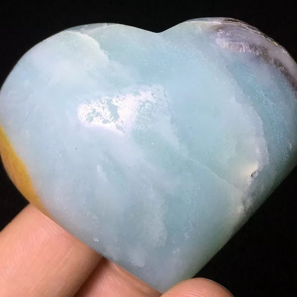 Carribean calcite blue aragonite Gemstone hearts - Picture 6 of 8